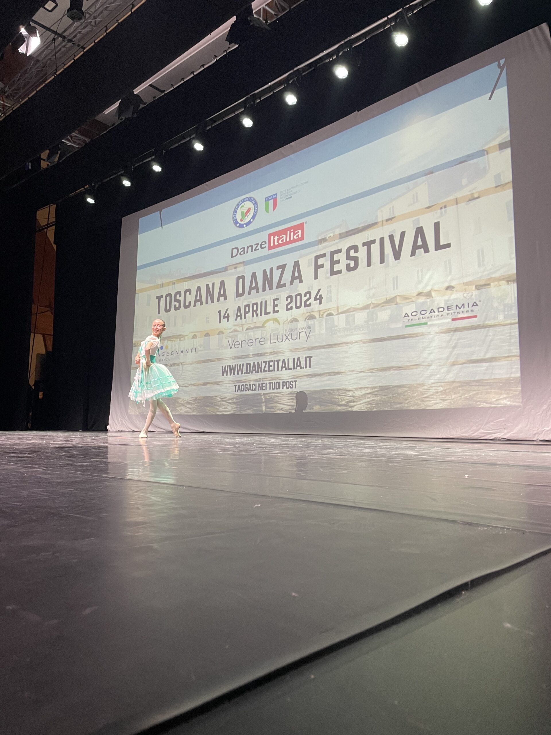 Successo Straripante al Toscana Danza Festival a Torre del Lago